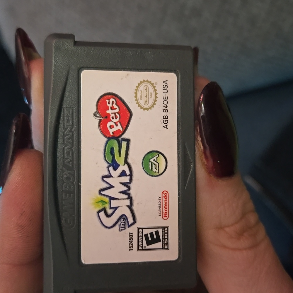 Gameboy Advanced The Sims 2 Pets Game - Picture 4 of 4